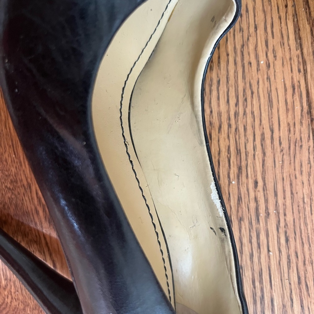 Elegant Black High Heels - Picture 5 of 5